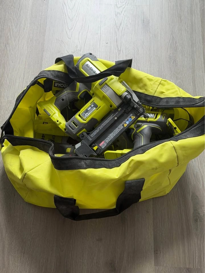 Ryobi 18V ONE+ 8-Tool Kit + DeWalt Bit Set (Used Once!) - photo 2