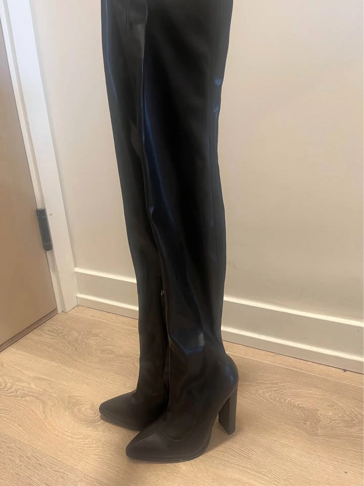 black leather over the knee boots - photo 2