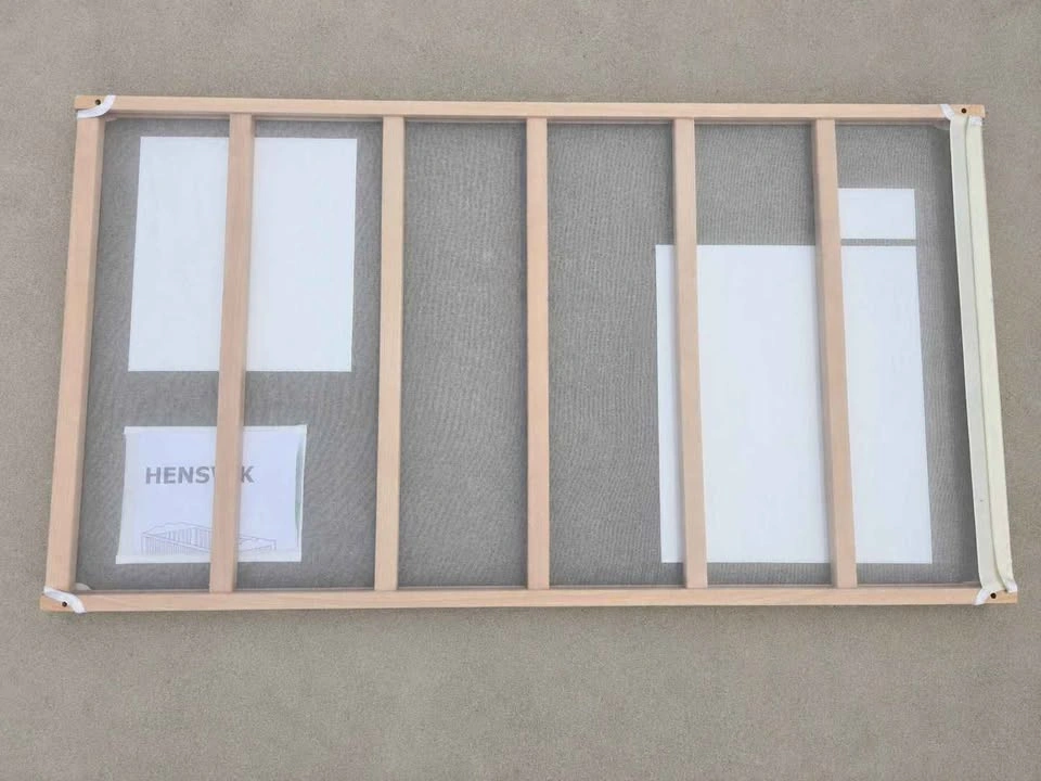 IKEA Hensvik White Crib + Mattress Needs Hardware - photo 3