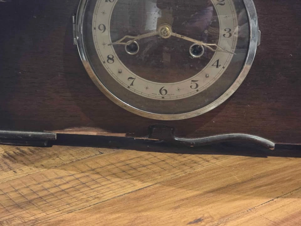 Vintage Perivale Mantel Clock Project $35 Firm - photo 4