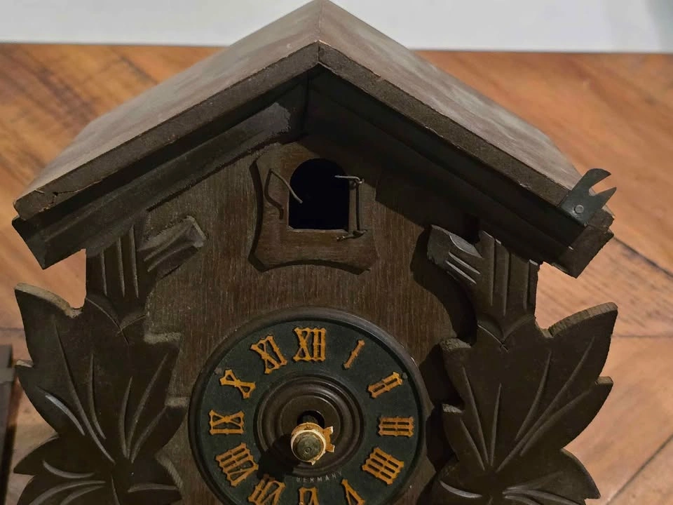 Vintage German Cuckoo Clock For Parts/Repair - photo 3