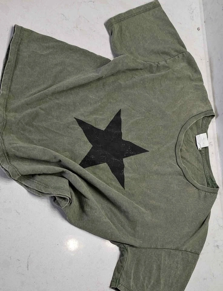 Green Tshirt with black star