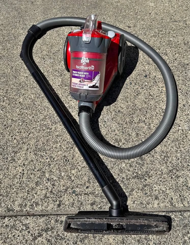 Dirt Devil Featherlite Canister Vacuum