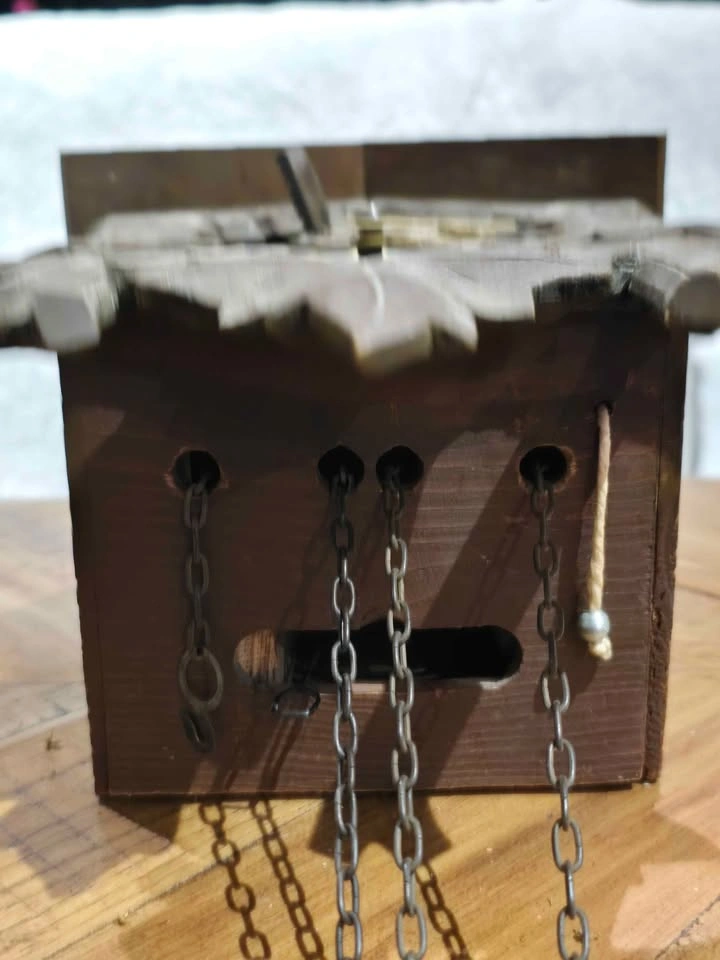 Vintage Schatz 8 Day German Cuckoo Clock For Repair - photo 3