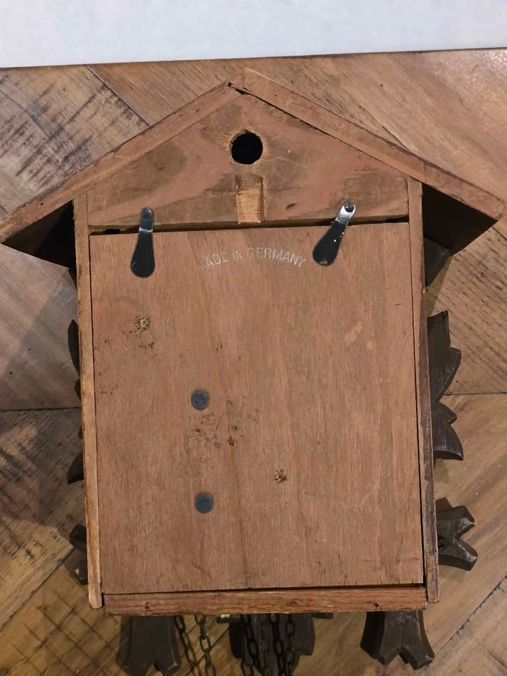 Vintage Schatz 8 Day German Cuckoo Clock For Repair - photo 4