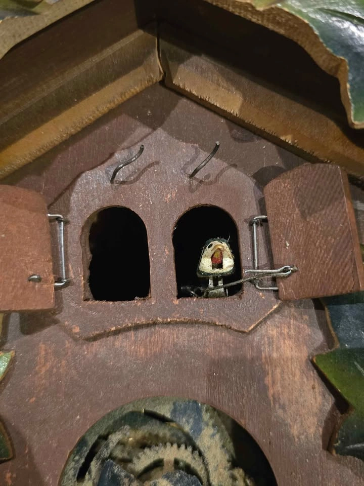 Vintage German Faust Walzer Musical Cuckoo Clock For Repair - photo 3