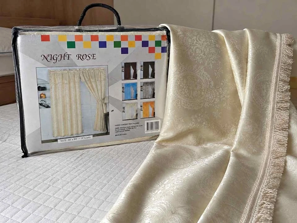 New Cream Jacquard Curtain Set 60x84 $15 Firm
