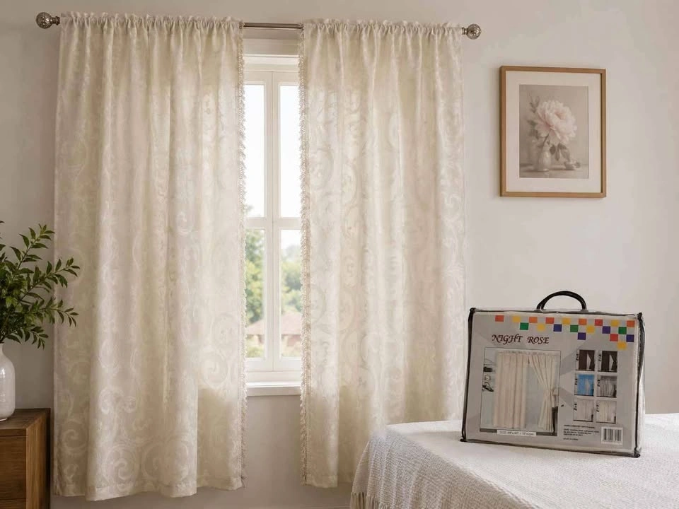 New Cream Paisley Curtain Set 60x84 + Tiebacks $15 Firm - photo 2