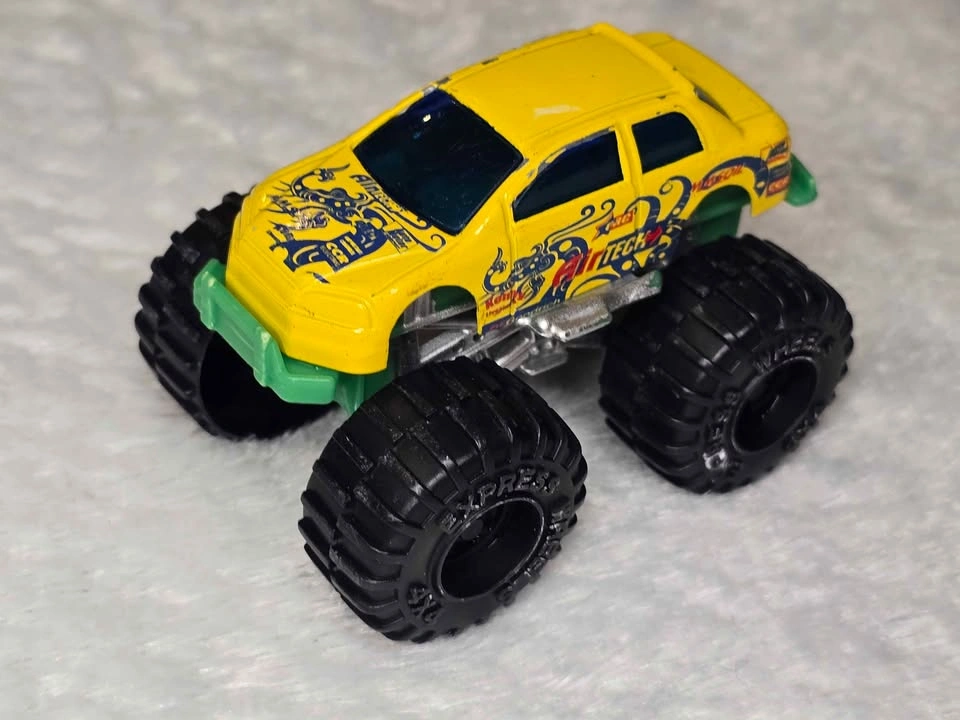 Kids Toy Car & Monster Truck Lot $12 Firm - photo 4