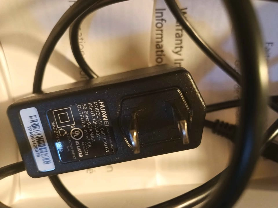 HUAWEI MOBILE 4G WiFi router - photo 3