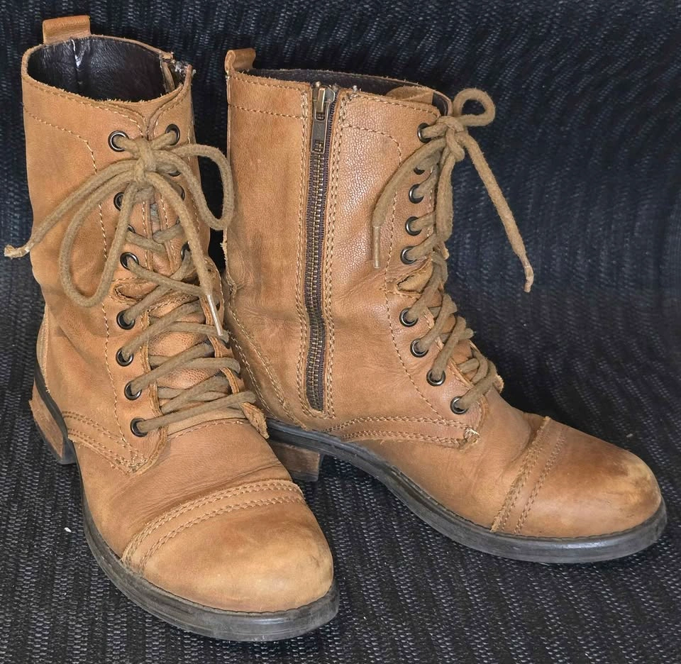 Steve Madden Tan Leather Lace-Up Ankle Boots Size 7 - photo 3