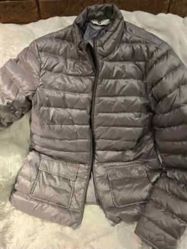 BMW Down Puffer Jacket - Size Medium - $40 Firm - photo 4