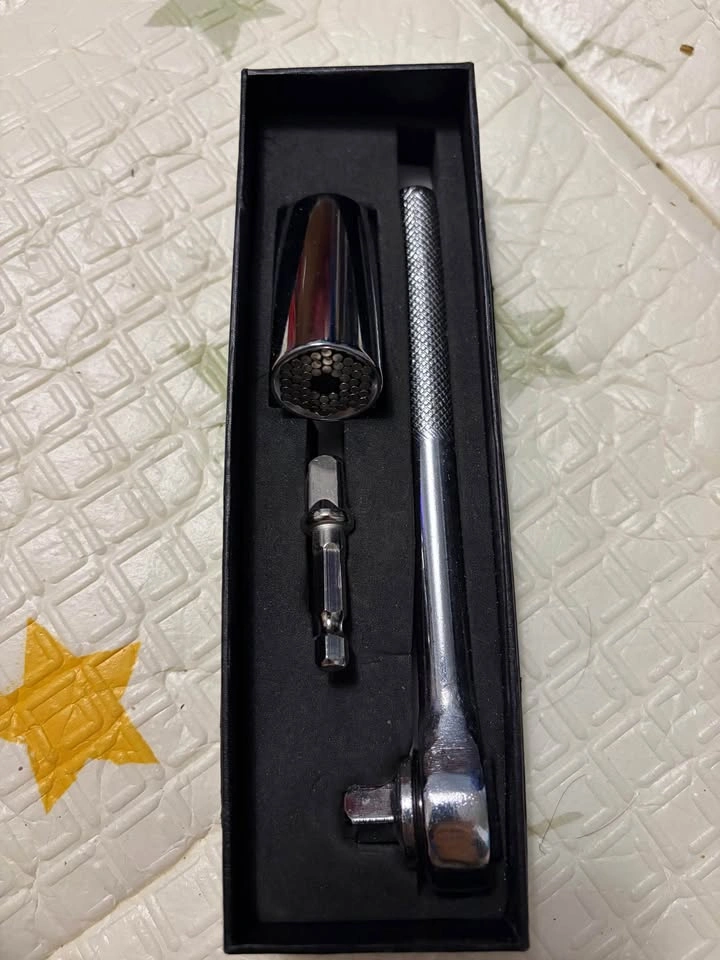 Universal Socket Wrench Set and GearWrench Deep Impact Socket - photo 2