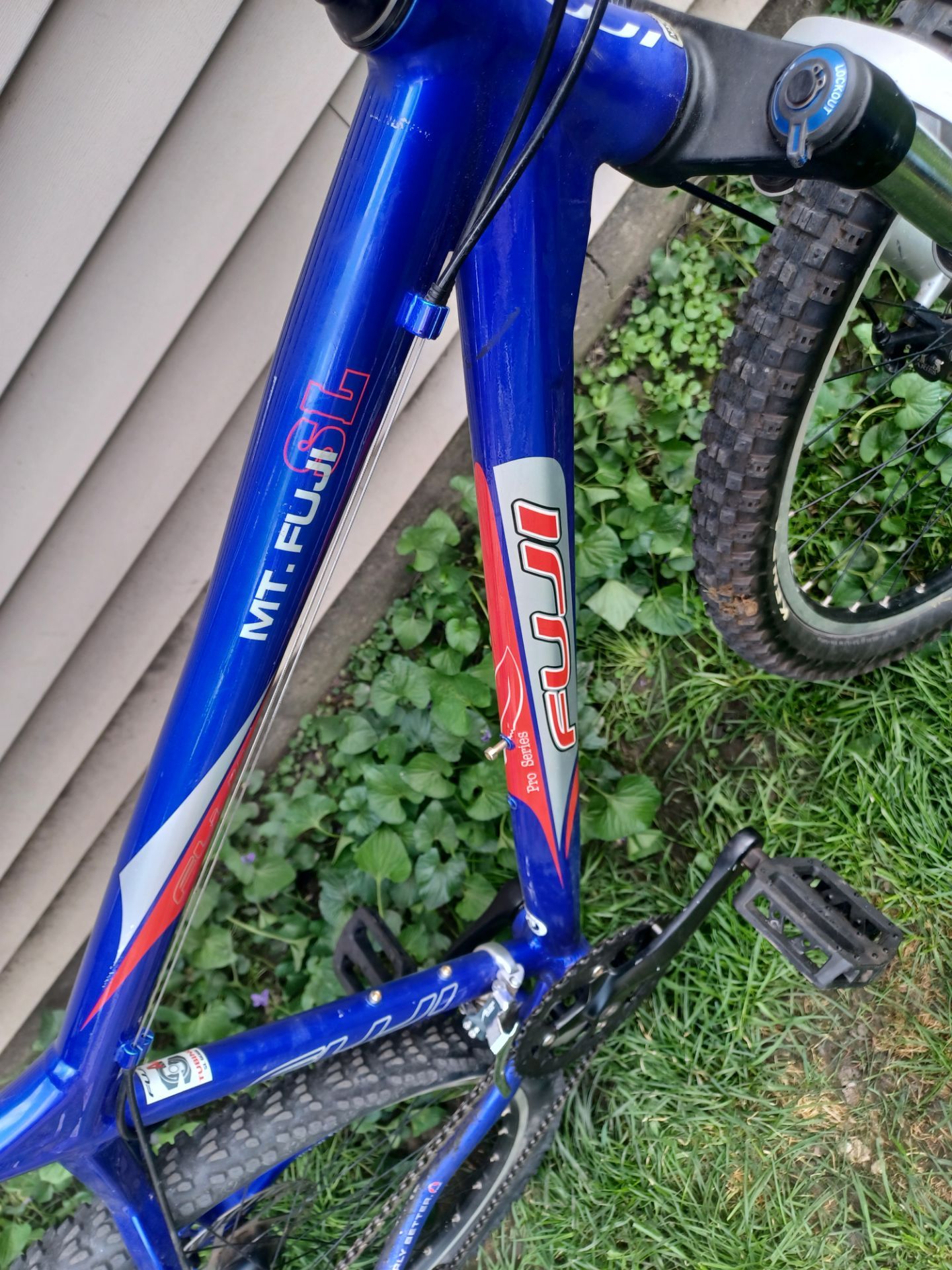 Rare Aluminum Fuji Custom Upgraded 26in Mountain Bike Small - photo 4