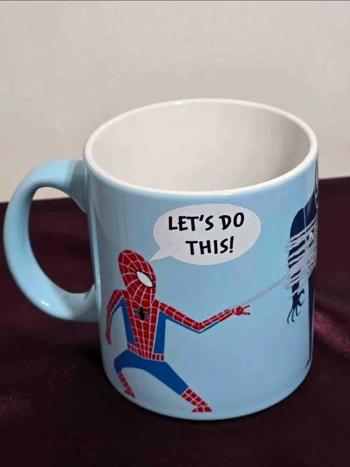 Marvel Spider-Man Venom 20 oz Mug - photo 5