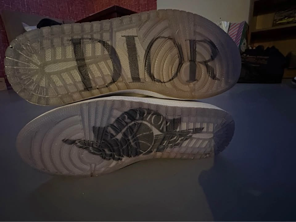 Jordan 1s - photo 2