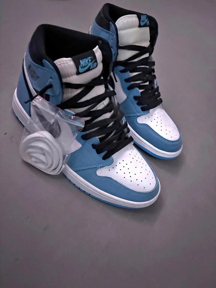 Jordan 1 university blue