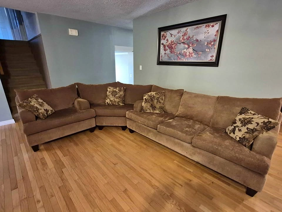Canadian made Birchwood Furniture 3 Piece Sectional Model # 4910