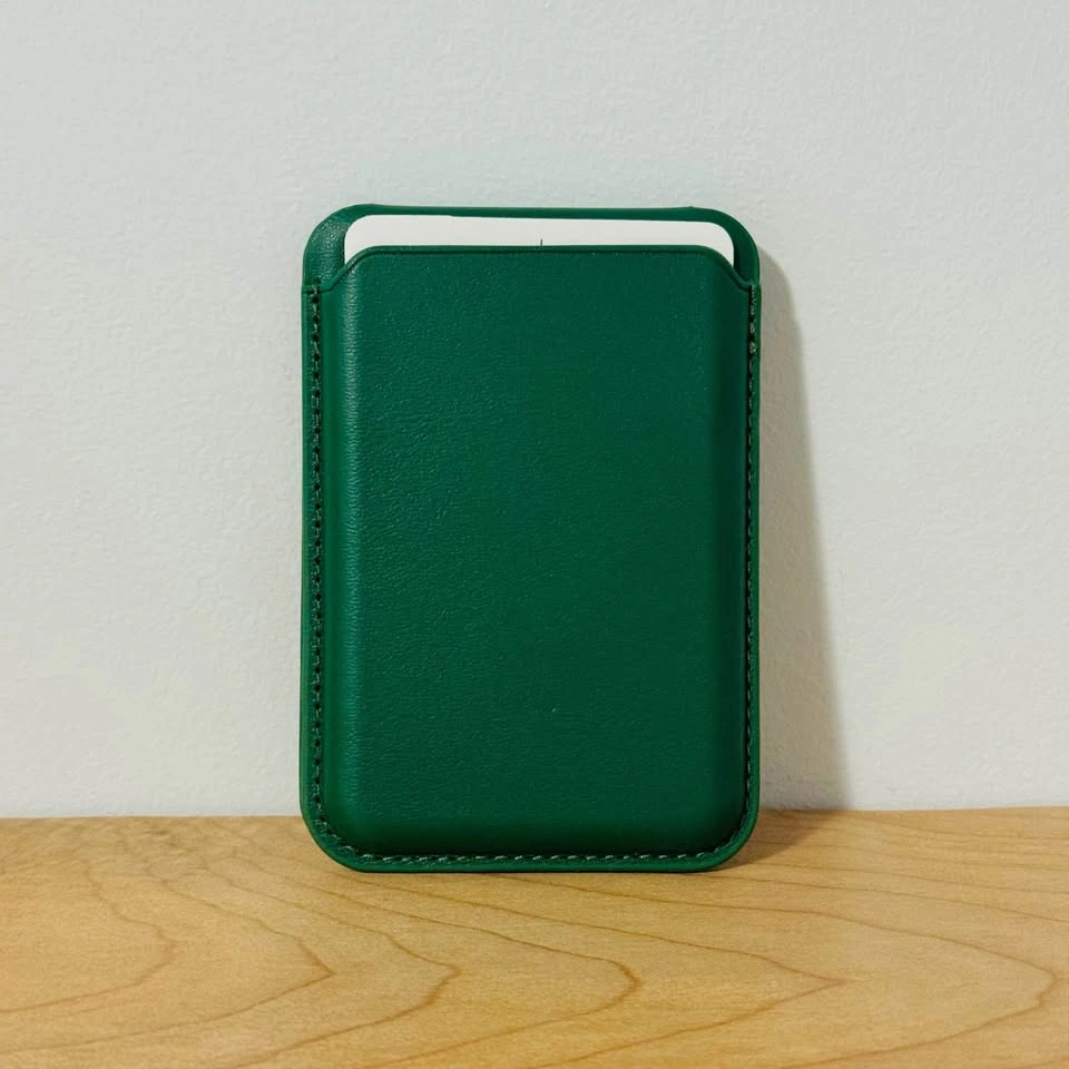 MagSafe Wallet and Stand ⚽️ - photo 3