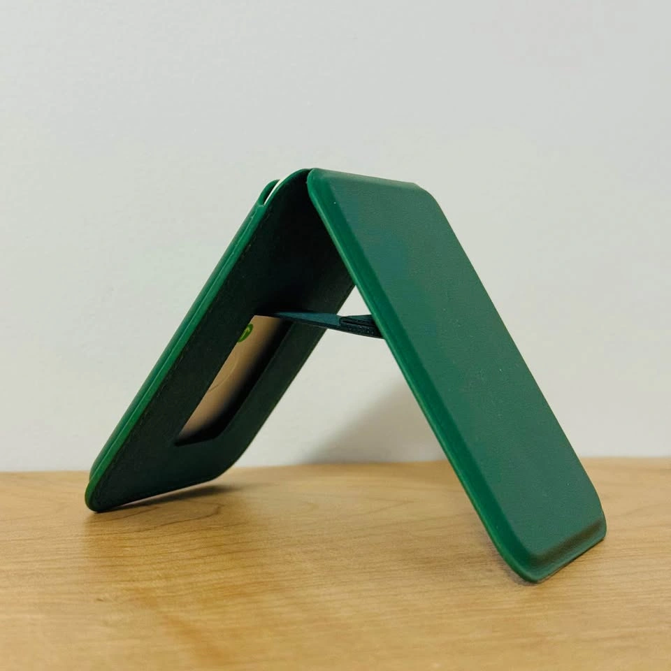 MagSafe Wallet and Stand ⚽️ - photo 4