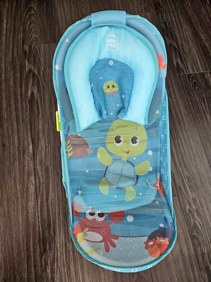 Mee Mee Baby Bather/ Bath chair/ Bath tub