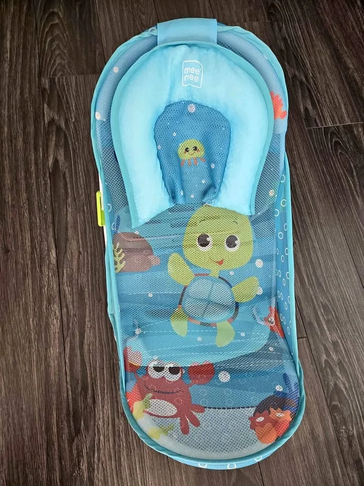 Mee Mee Baby Bather/ Bath chair/ Bath tub