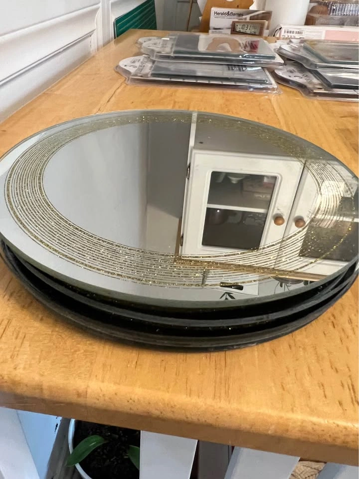 ⚽ Round Mirror with gold trims- 6pcs. - photo 2