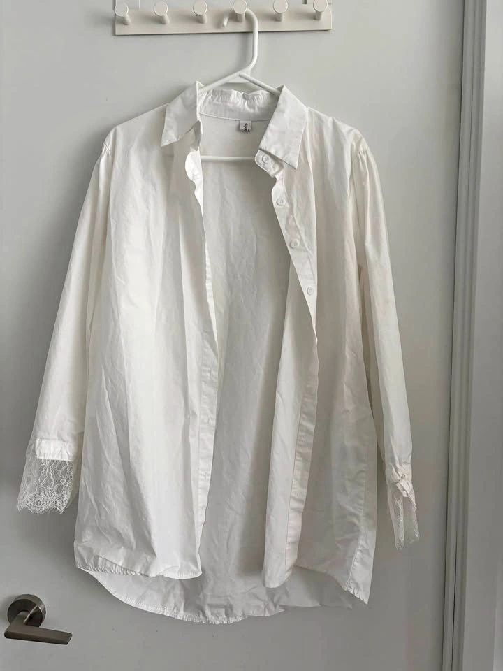 White Oversized Lace Cuff Button-Up Shirt S/M