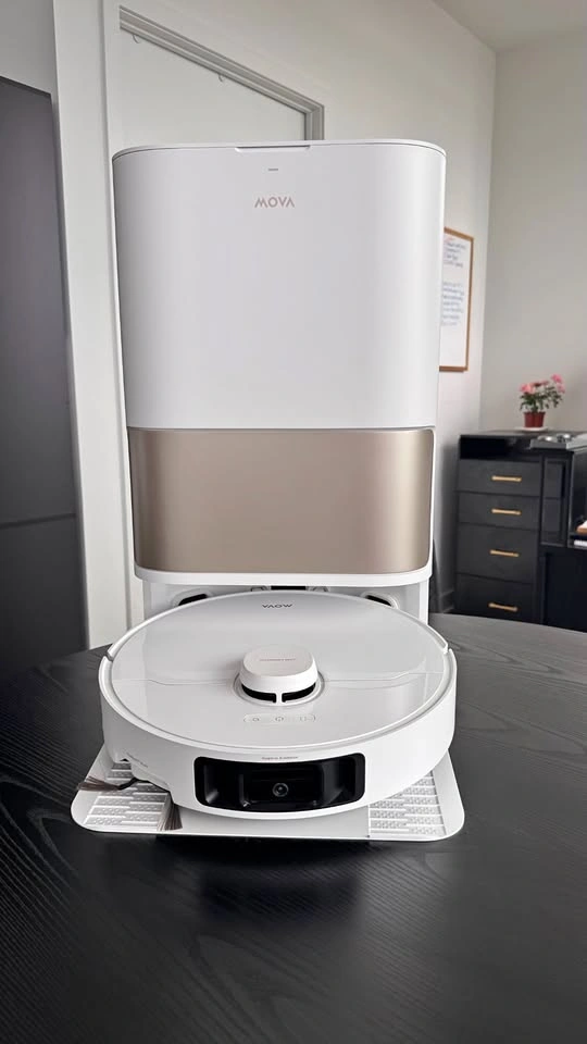 MOVA P10 Pro Ultra Gen 2 Robot Vacuum & Mop - Like New