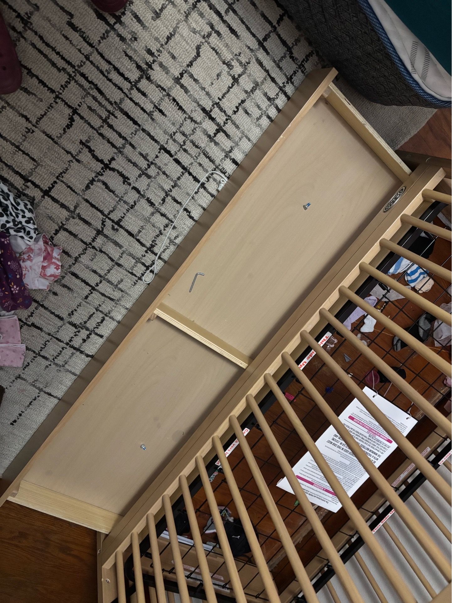 Graco Baby Crib with mattress - photo 4
