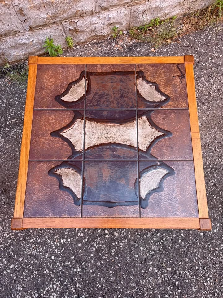 Vintage teak tile side table ⚽️ - photo 2