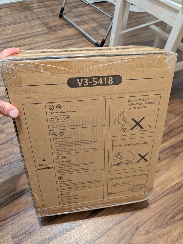 NEW Full Size Raised Air Mattress with Built-in Pump - 18" - photo 5