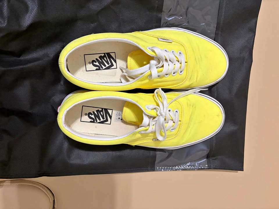 Women’s yellow Vans sneakers (size 8.5)