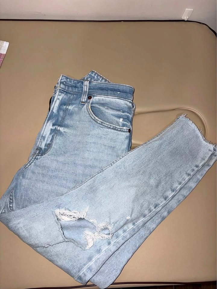 3 pairs of Abercrombie & Fitch Women’s Jeans
