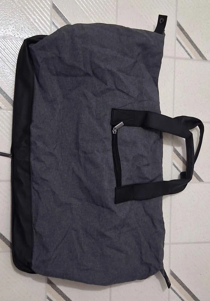 Hugo Boss Gym Duffle Bag - photo 4