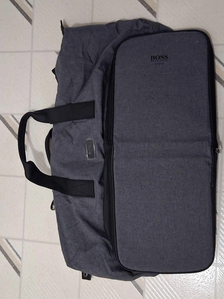 Hugo Boss Gym Duffle Bag - photo 5