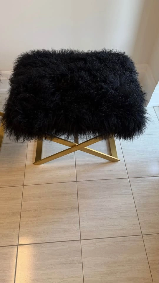 ELTE MKT Ottoman Sheepskin & XL Mirror - photo 4