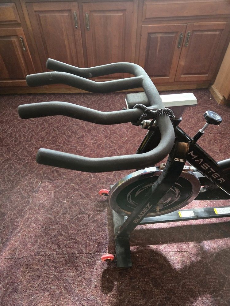 Bladez Master GS Stationary Indoor Cardio Exercise Fitness Bike - photo 2