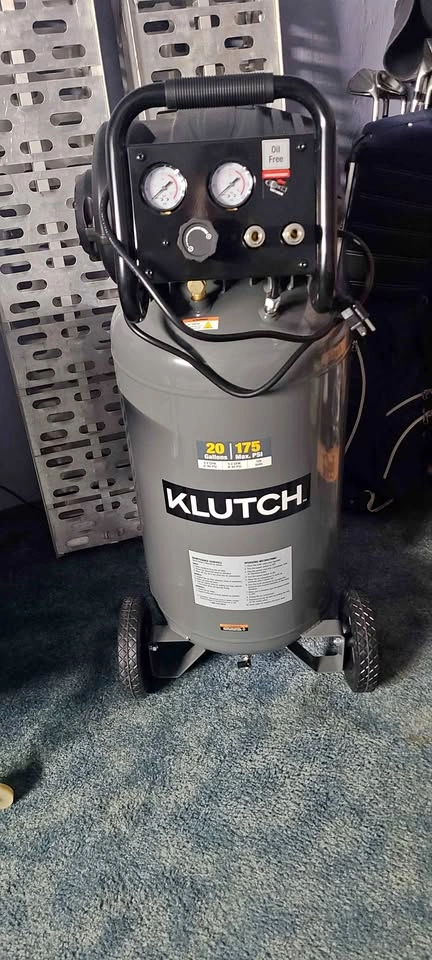 Klutch 20gal air compressor