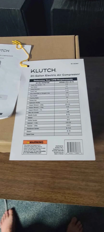 Klutch 20gal air compressor - photo 4