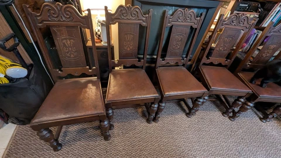 Set of 6 Antique Oak Dining Chairs, one with arms - photo 2