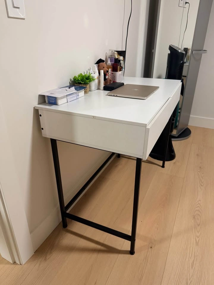 Study / Work Desk with Chair – Excellent Condition – $150 - photo 2