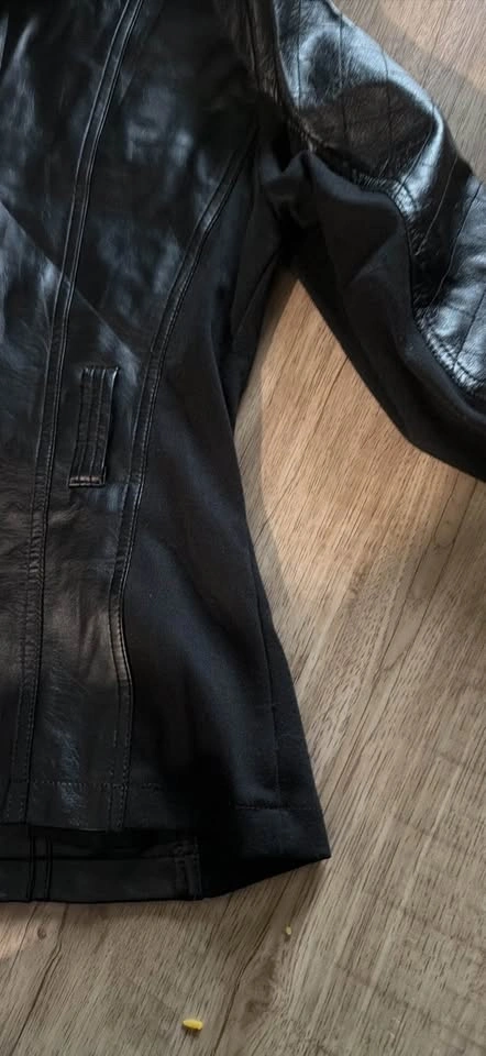Guess Faux Leather Jacket - photo 3