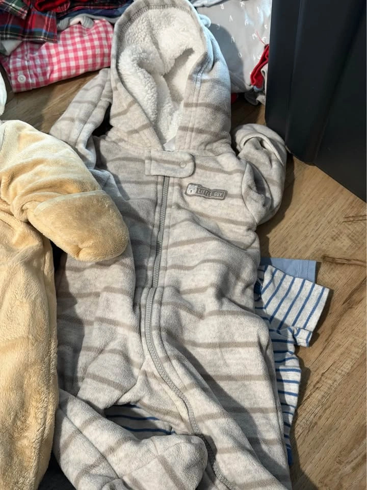 0-3 3-6 & 6 Baby Boy Clothing Bundle - photo 3