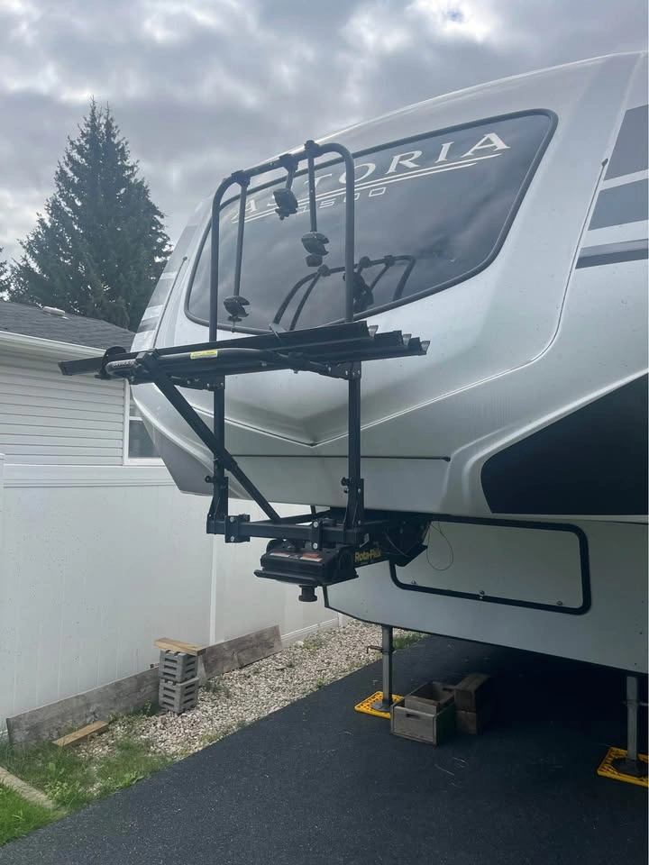 ARVIKA Bike Rack with 5th Wheel Attachment - photo 2