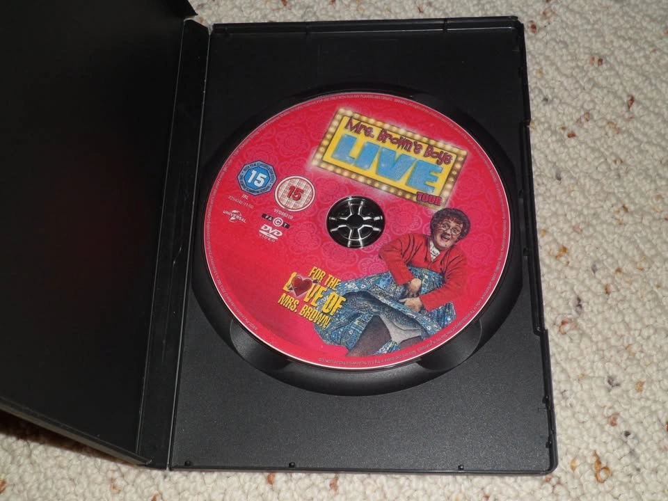 Mrs. Brown's Boys Live: For the Love of Mrs. Brown DVD - photo 2