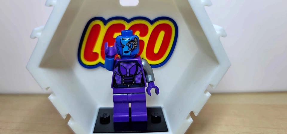 LEGO Marvel Super Heroes Nebula Minifigure sh0121