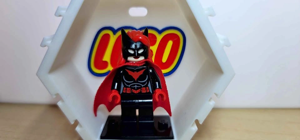 LEGO DC Super Heroes Batwoman Minifigure sh0522