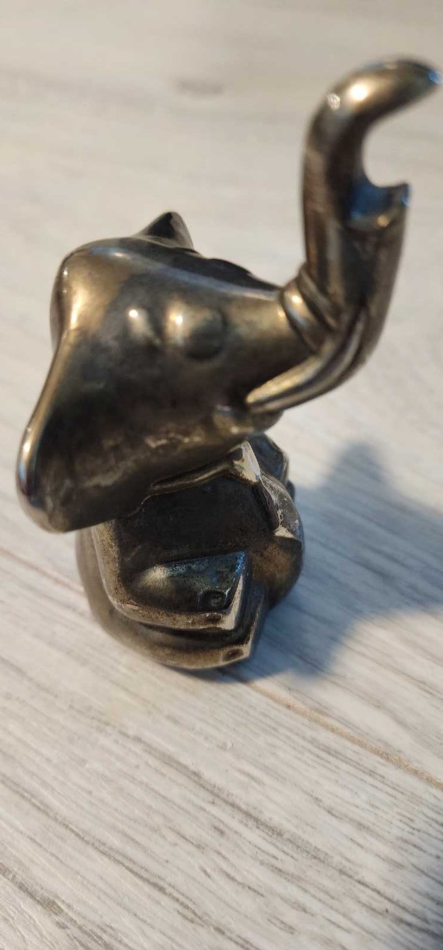 Elephant Figurine bottle topper