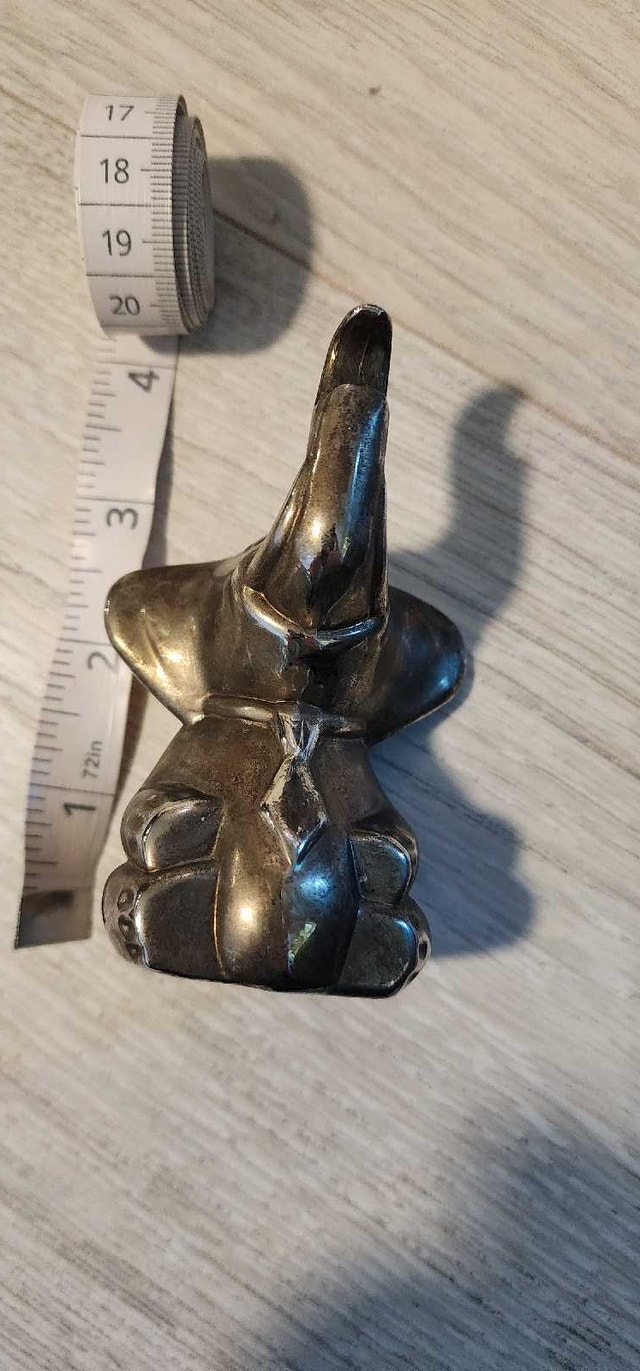 Elephant Figurine bottle topper - photo 2